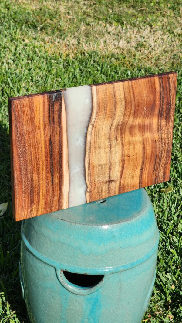 Koa wood and white epoxy charcuterie/ cutting board - Image 4